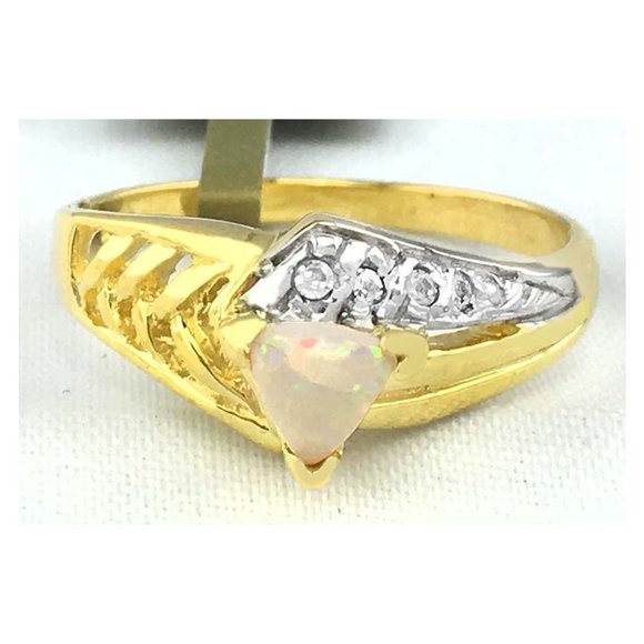 Genuine 0.32 Cts Australian Opal & Diamonds Ring 10k Yellow Gold